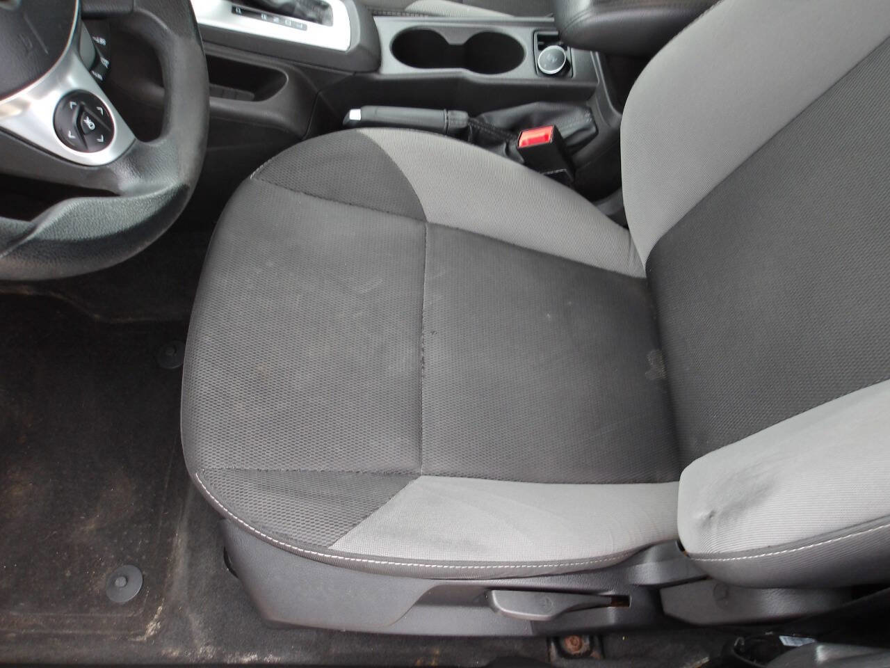 Used 2014 Ford Focus SE FWD image 18