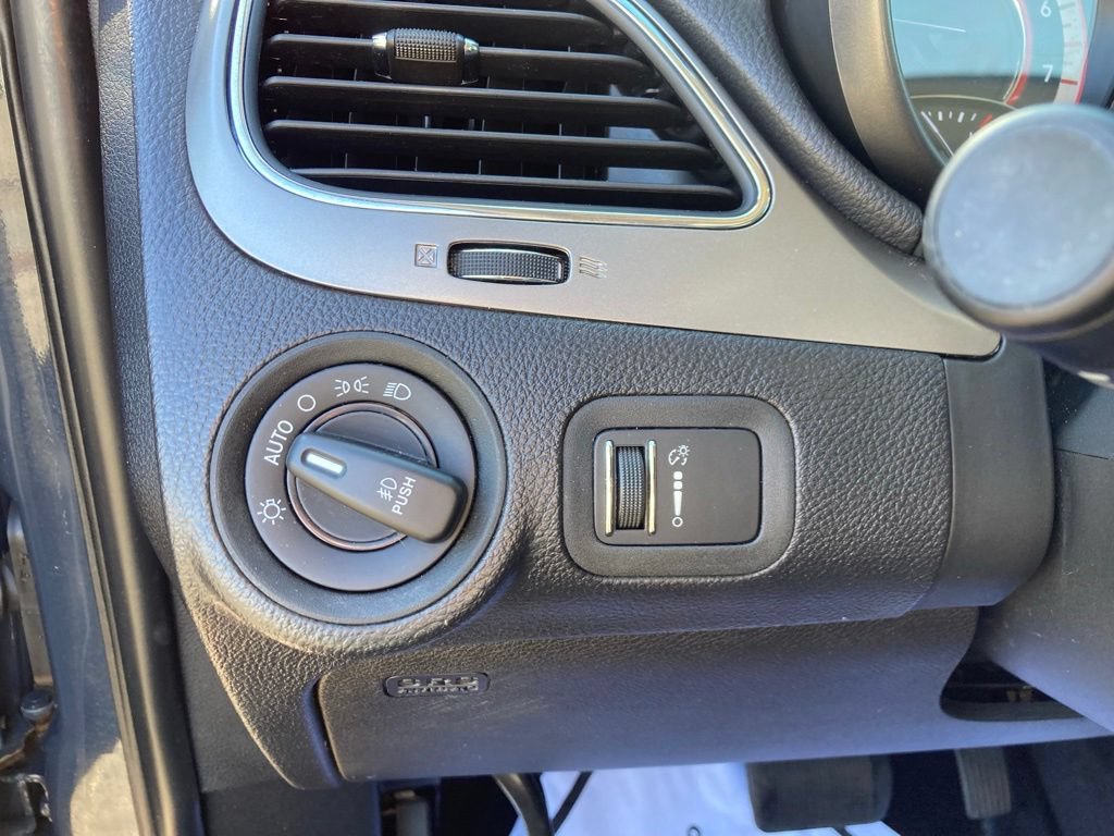 Used 2018 Dodge Journey Crossroad AWD/4WD image 23