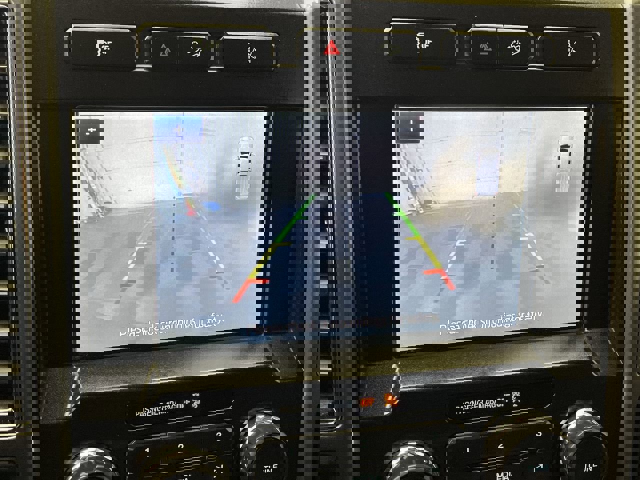 Certified 2020 Ford F250 XLT w/ XLT Value Package image 5