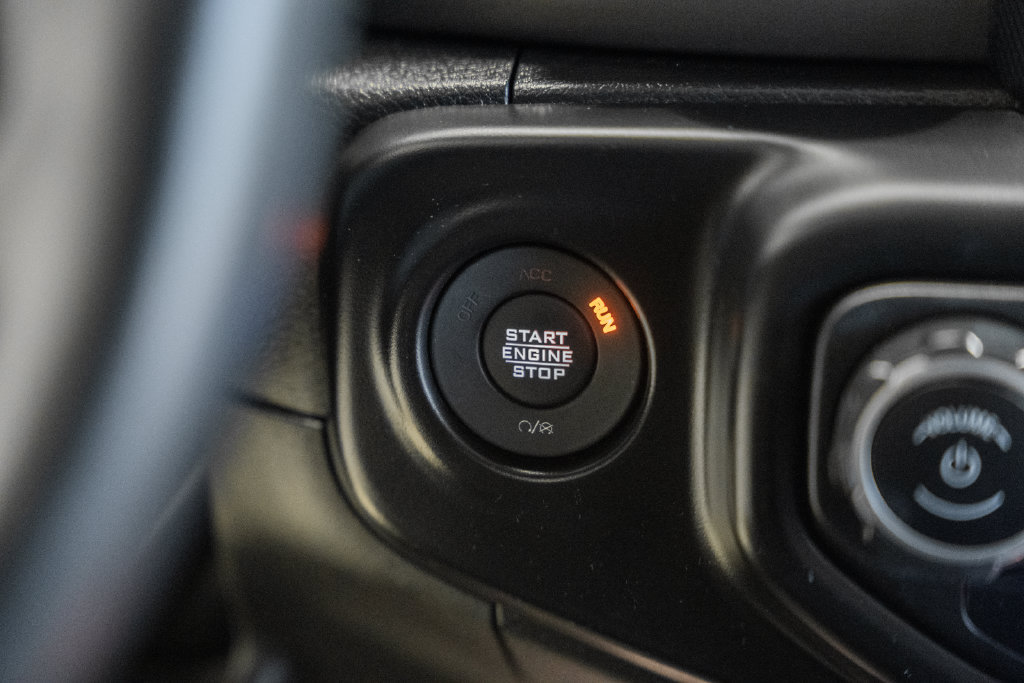 Used 2023 Jeep Wrangler Unlimited w/ Cold Weather Group AWD/4WD image 25