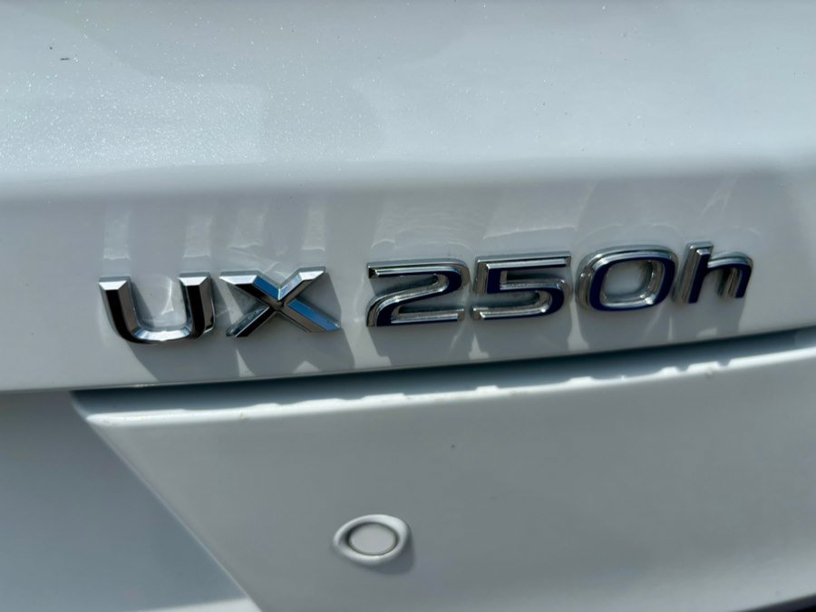 Used 2021 Lexus UX 250h F Sport w/ F Sport Premium Package AWD/4WD image 34
