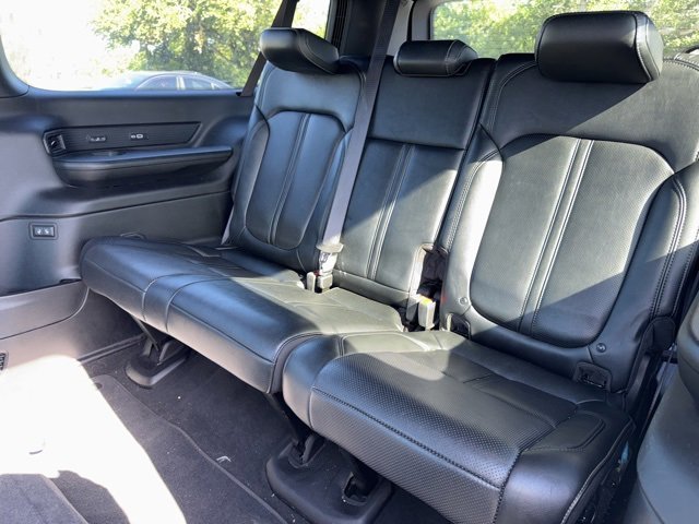 Used 2024 Jeep Wagoneer L Series II w/ Flexible Seating Group image 7