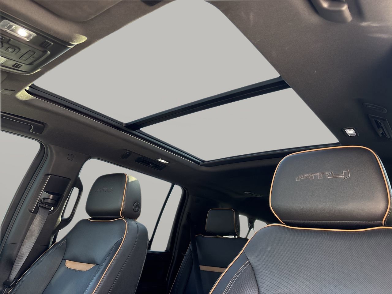 Used 2021 GMC Yukon XL AT4 w/ Technology Package image 21