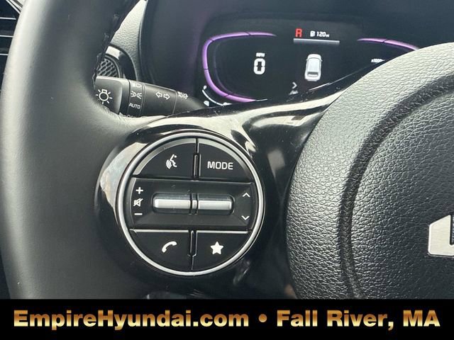 Used 2023 Kia Soul EX image 31
