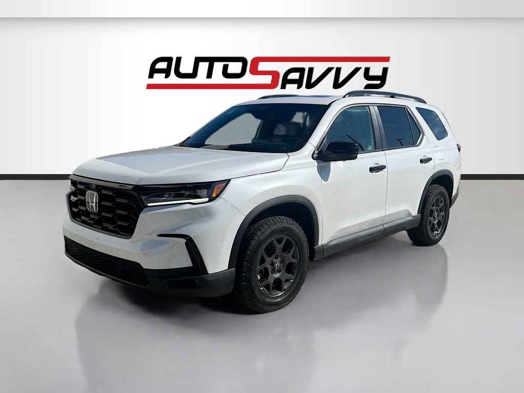 Used 2024 Honda Pilot TrailSport image 3