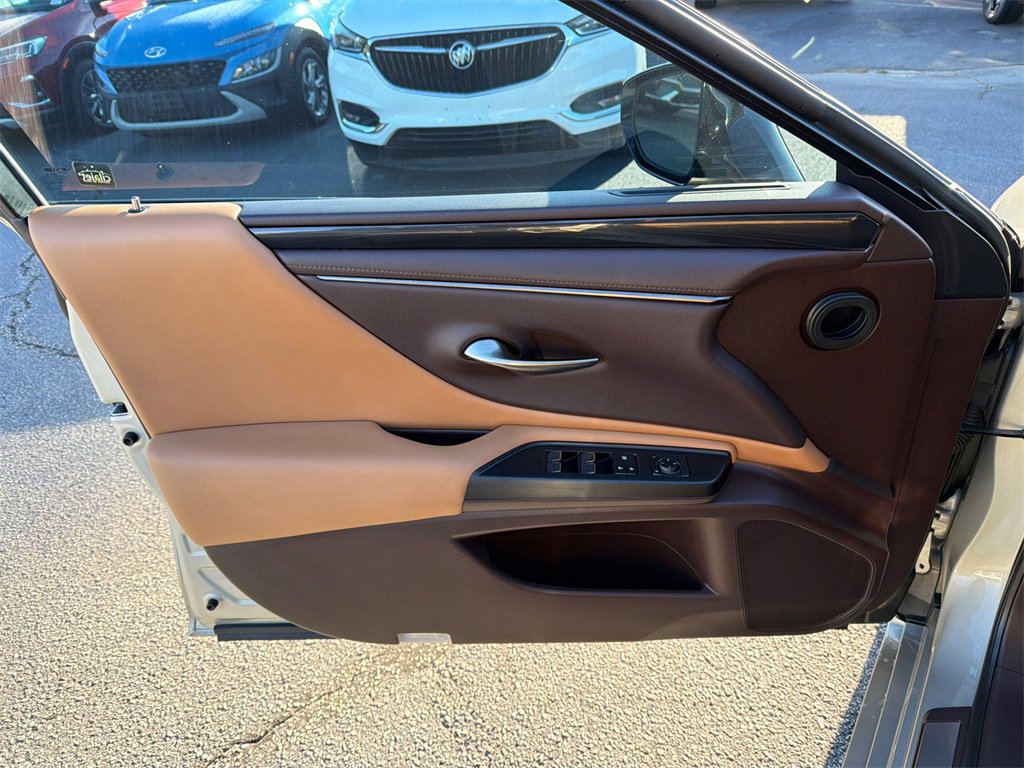 Used 2021 Lexus ES 350 w/ Accessory Package 2 image 10