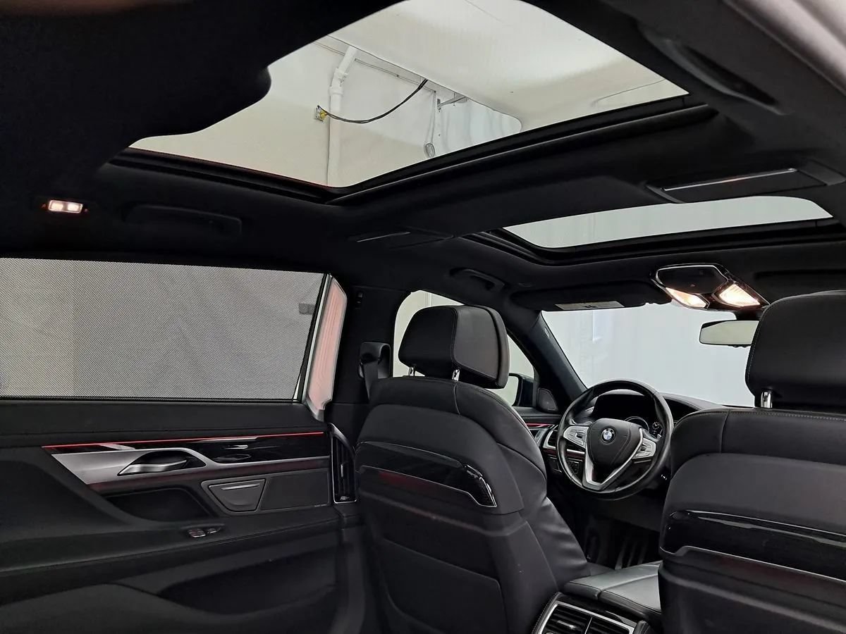 Used 2019 BMW 750i xDrive w/ Executive Package AWD/4WD image 35