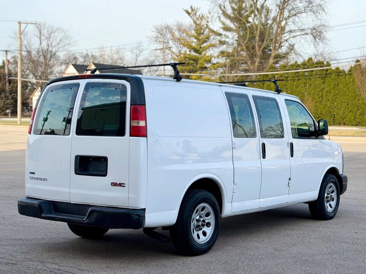 Used 2010 GMC Savana 1500 AWD image 7
