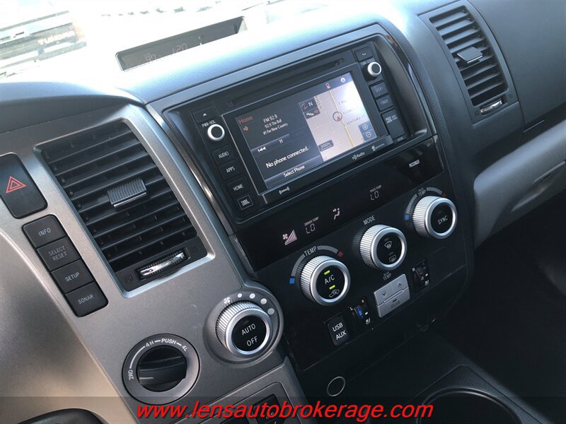 Used 2017 Toyota Sequoia Platinum AWD/4WD image 14