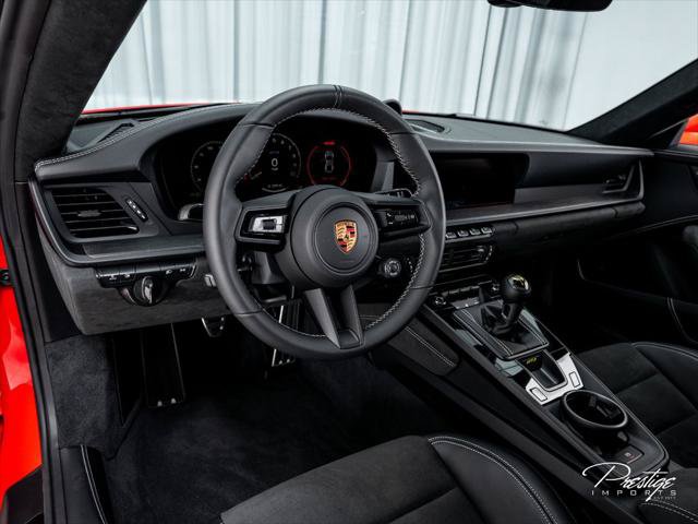 Used 2026 Porsche 911 GT3 RWD image 27