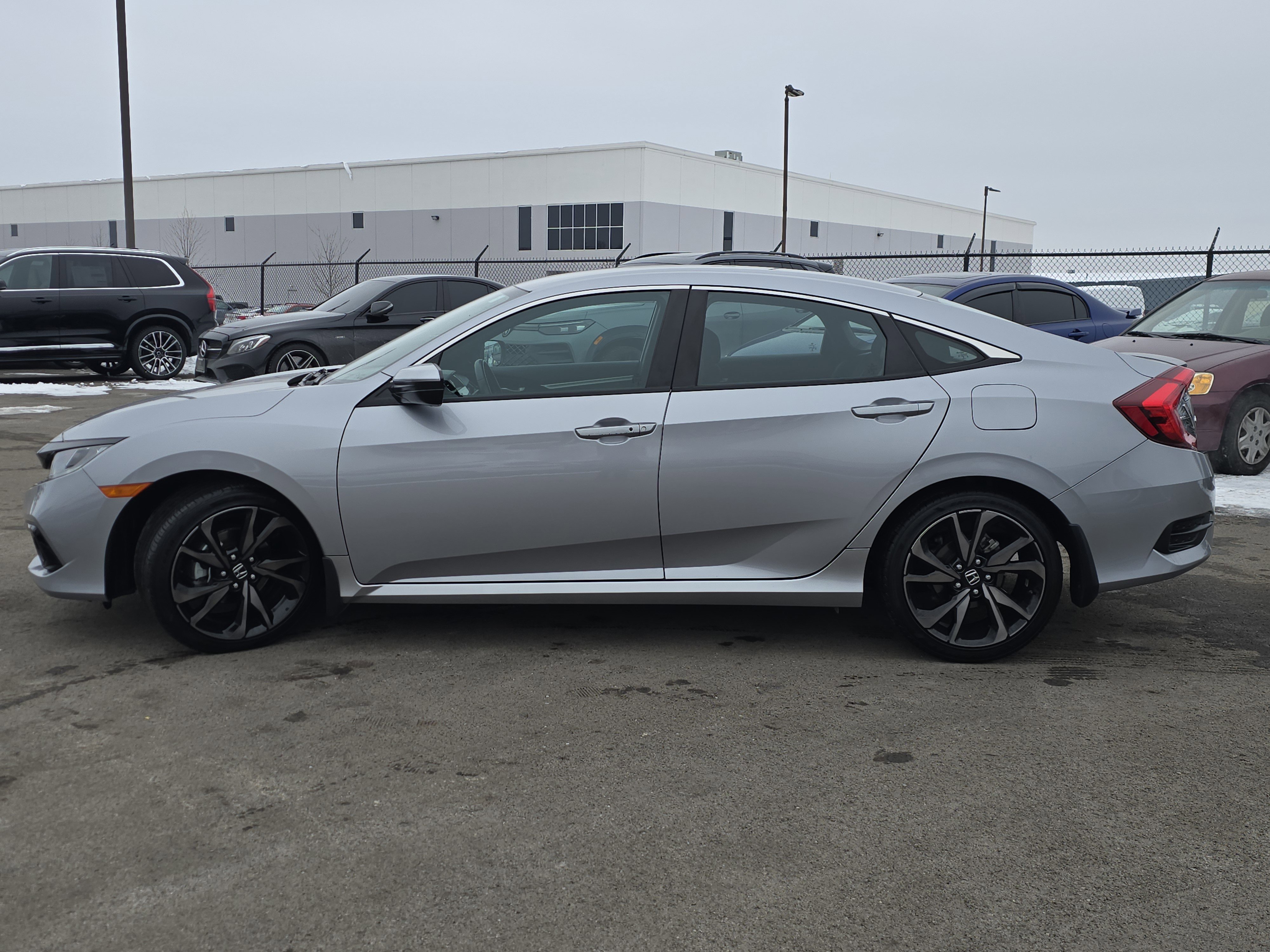 Used 2019 Honda Civic Sport image 4