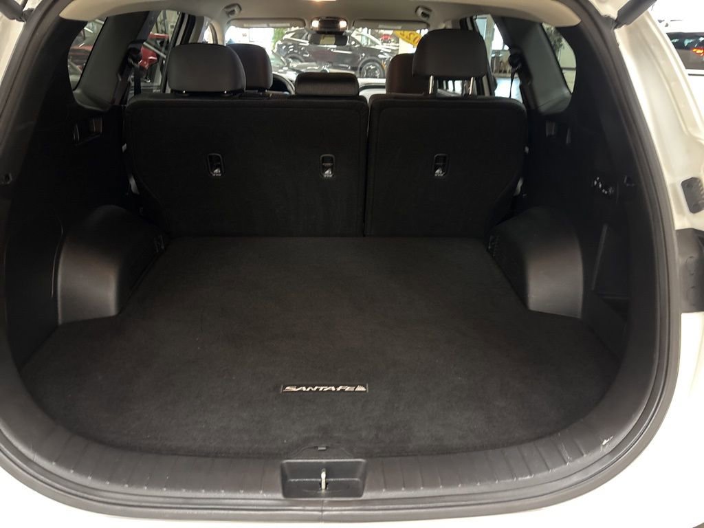 Used 2022 Hyundai Santa Fe SEL w/ Convenience Package image 26