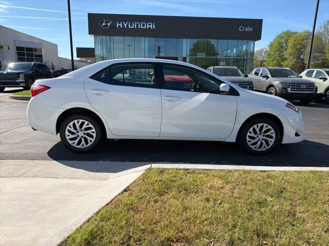 Used 2019 Toyota Corolla LE FWD image 8