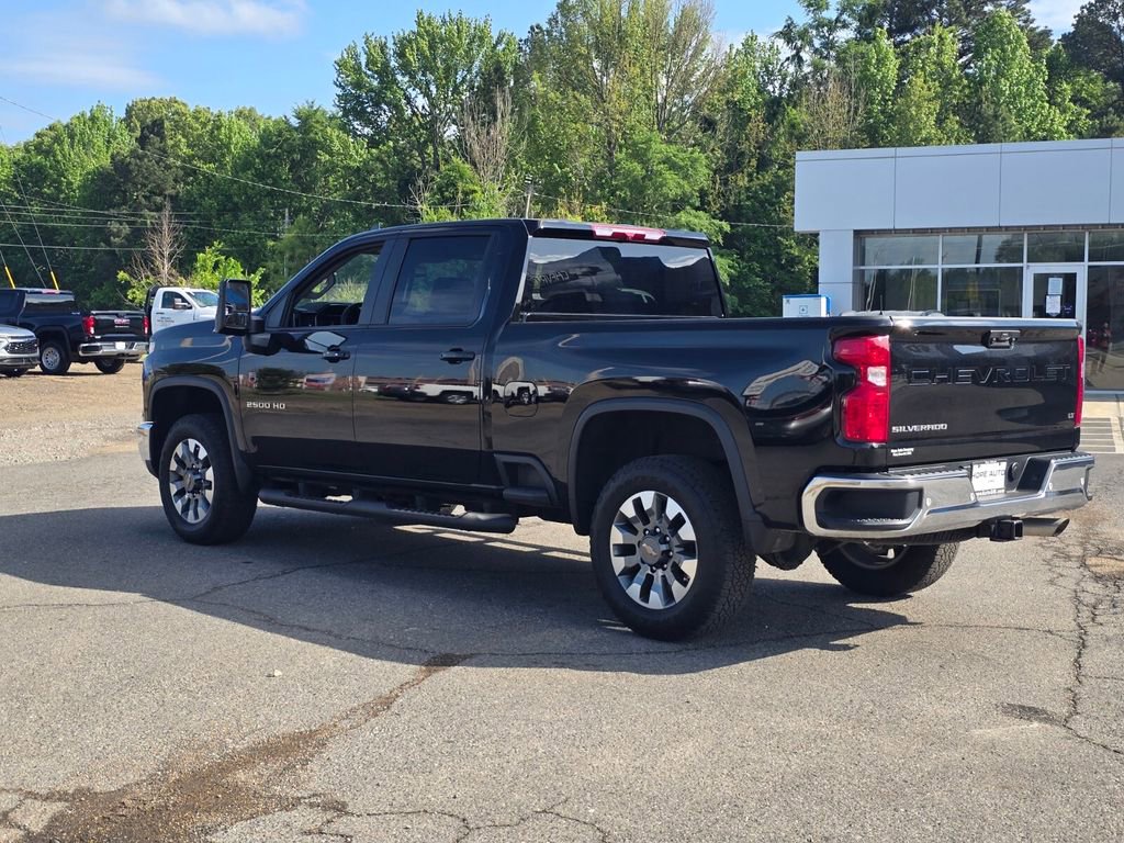 Used 2026 Chevrolet Silverado 2500 LT w/ Safety Package AWD/4WD image 4