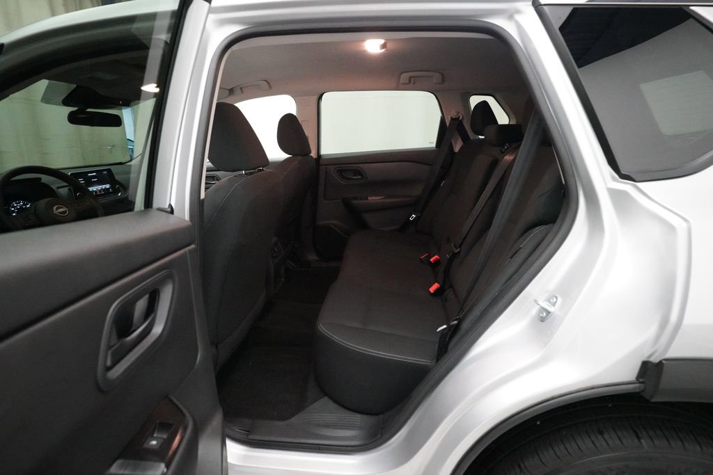 Certified 2024 Nissan Rogue S image 15