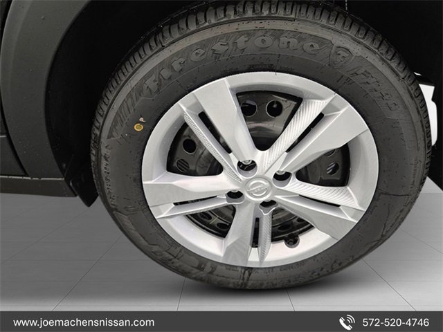 New 2025 Nissan Kicks Play S image 9