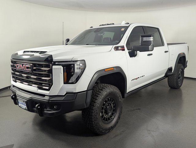 Used 2025 GMC Sierra 2500 AT4X w/ AT4X AEV Edition image 4