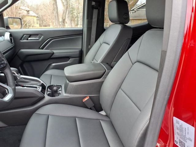 Used 2024 Chevrolet Colorado LT w/ LT Convenience Package III AWD/4WD image 20