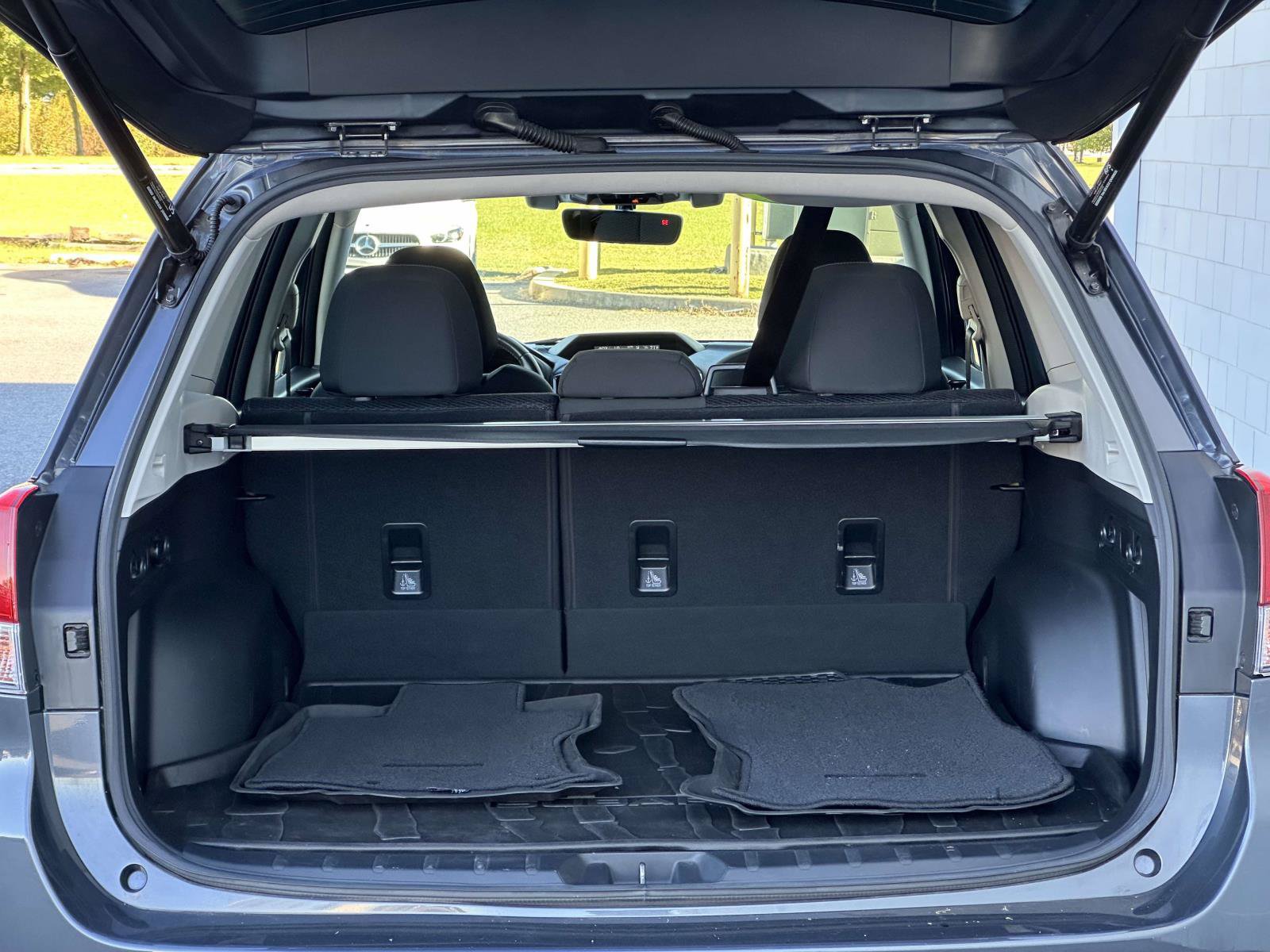 Used 2021 Subaru Forester Premium AWD/4WD image 15