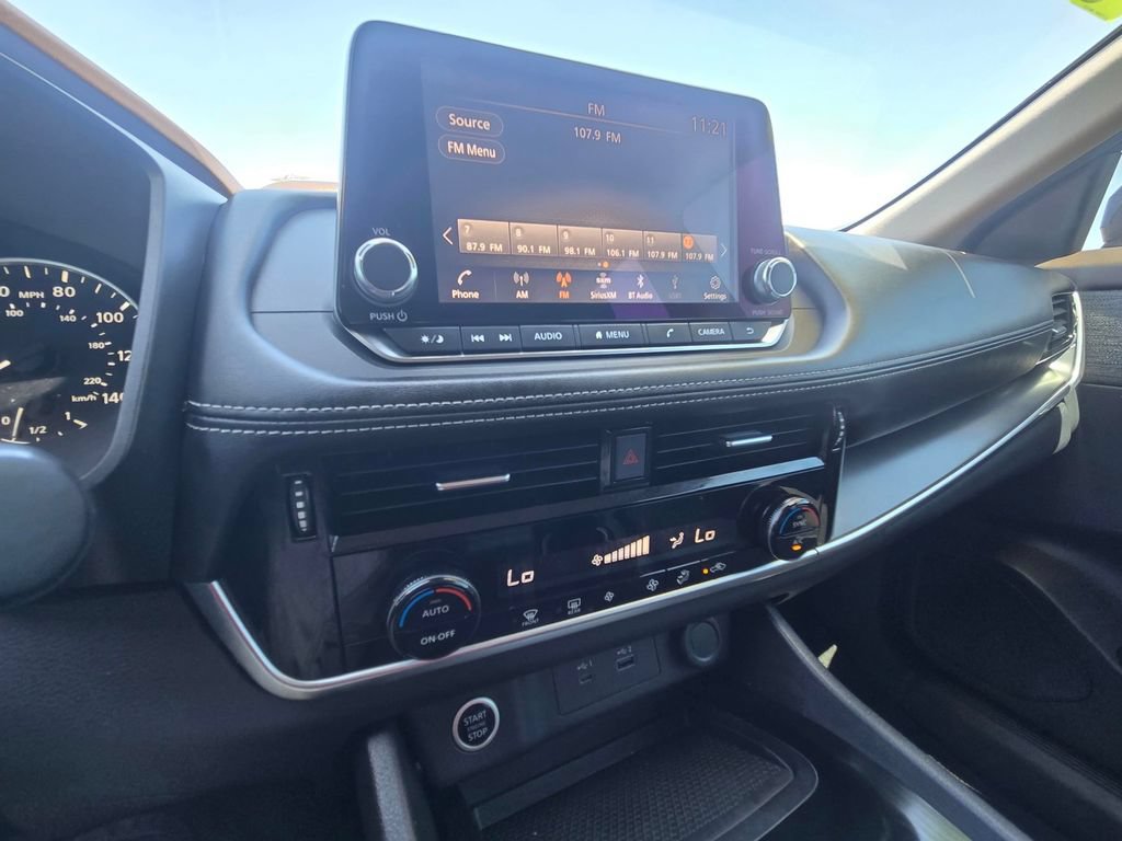 Used 2021 Nissan Rogue SV AWD/4WD image 29