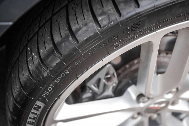Used 2019 Chevrolet Corvette Stingray Coupe w/ 1LT RWD image 82