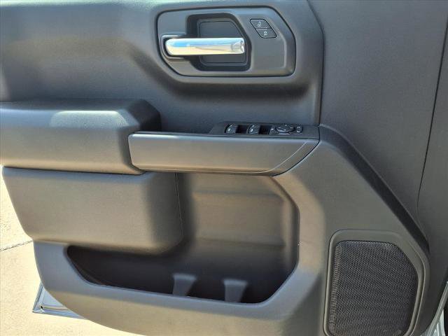 New 2026 Chevrolet Silverado 1500 Custom Trail Boss w/ LPO, Dark Essentials Package image 16