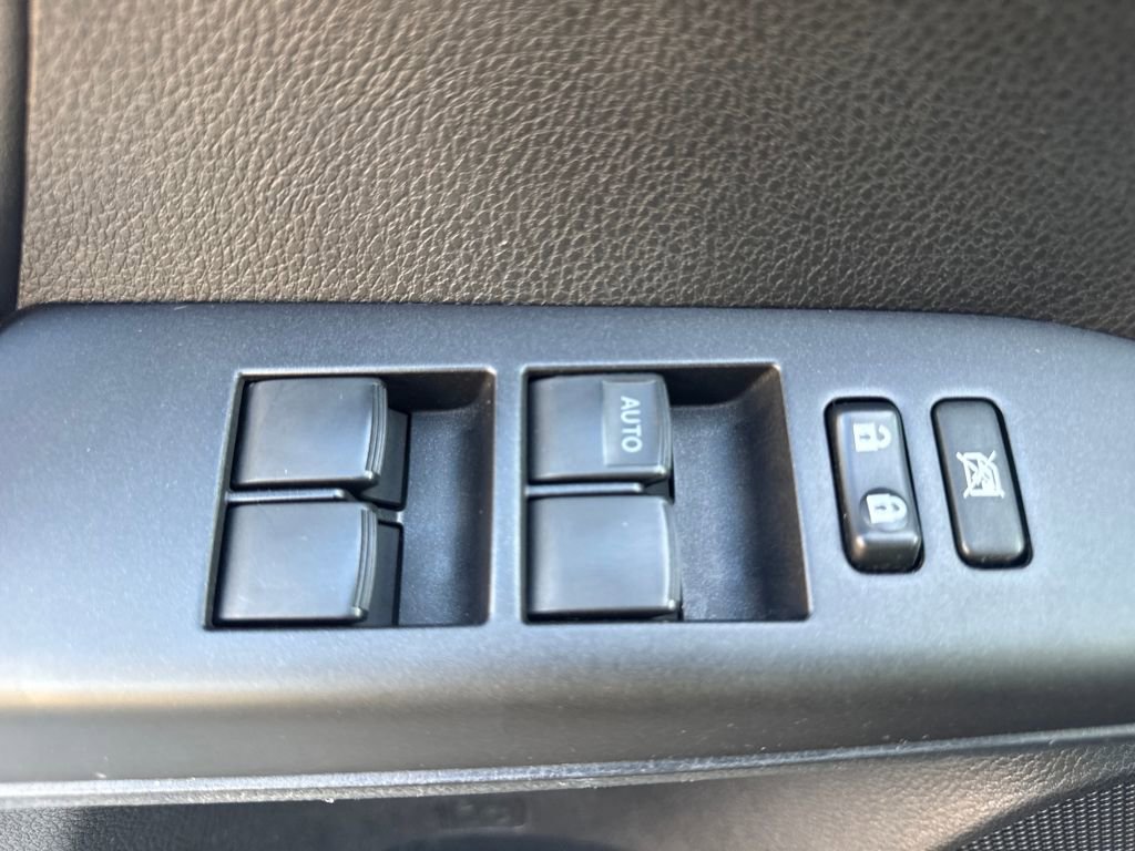 Used 2017 Toyota RAV4 XLE image 15