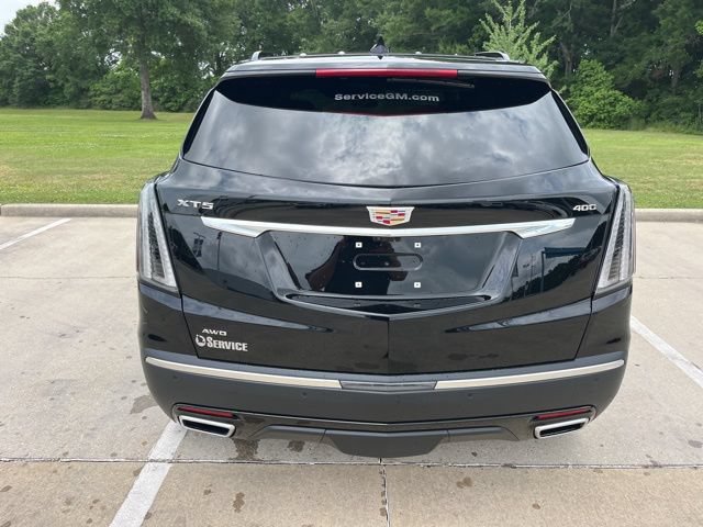 New 2026 Cadillac XT5 Sportv w/ LPO, Floor Liner Package AWD/4WD image 4
