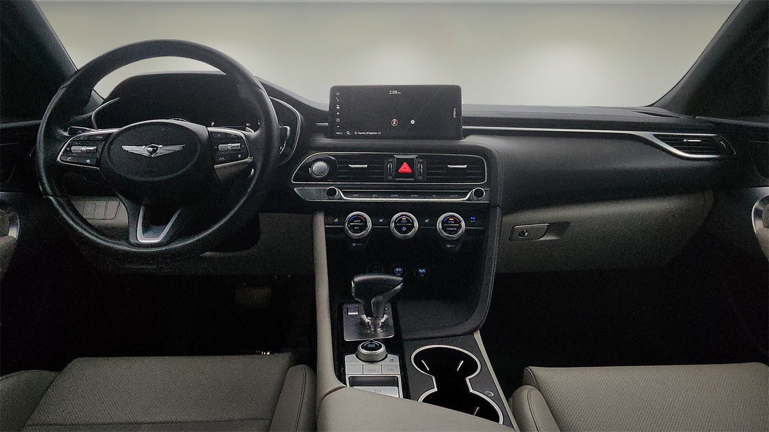 Used 2022 Genesis G70 2.0T image 18