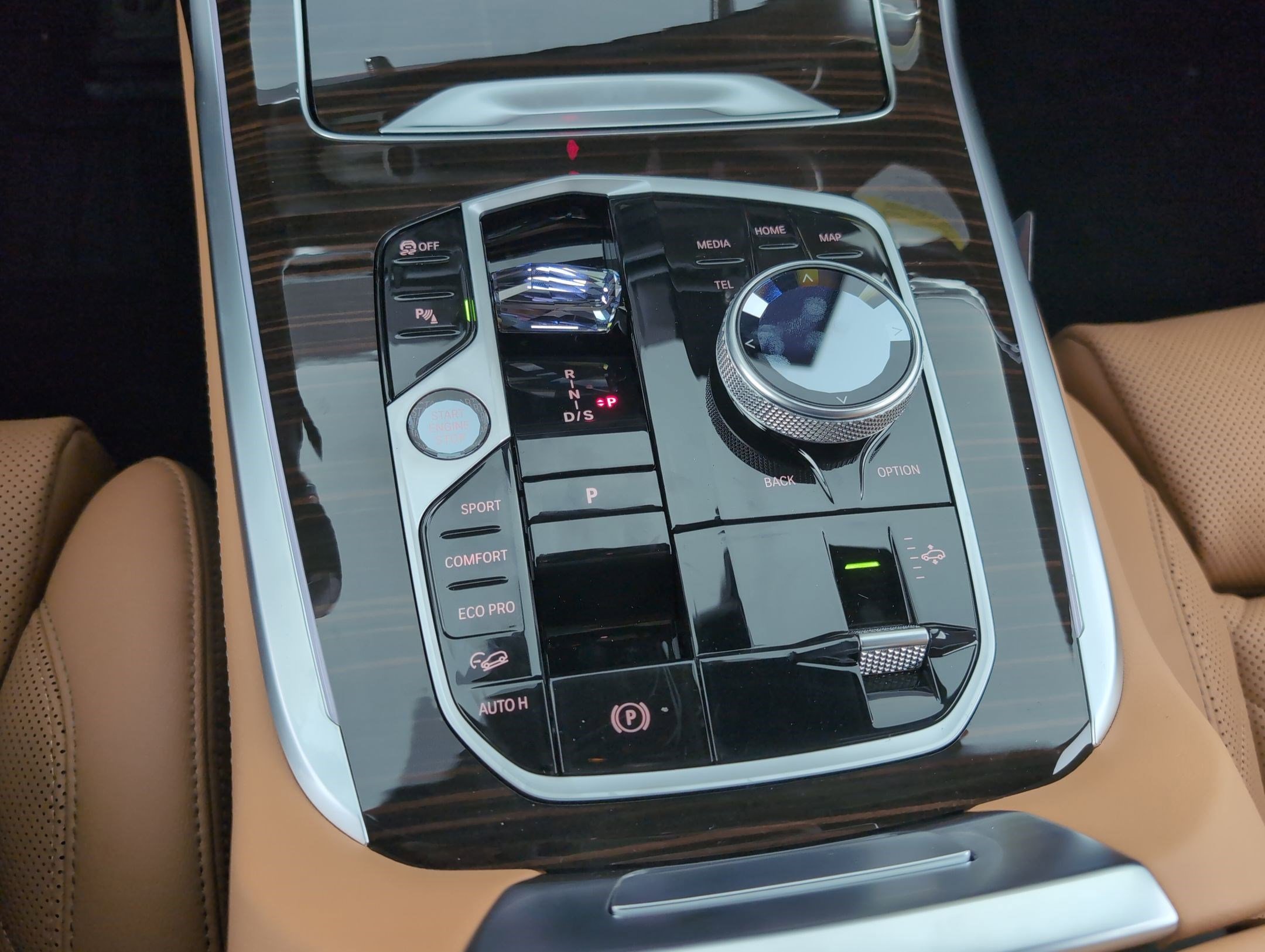 New 2026 BMW X7 xDrive40i w/ Executive Package image 15