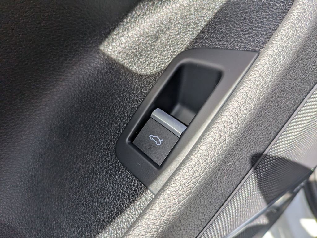 Used 2018 Audi Q7 3.0T Prestige image 24