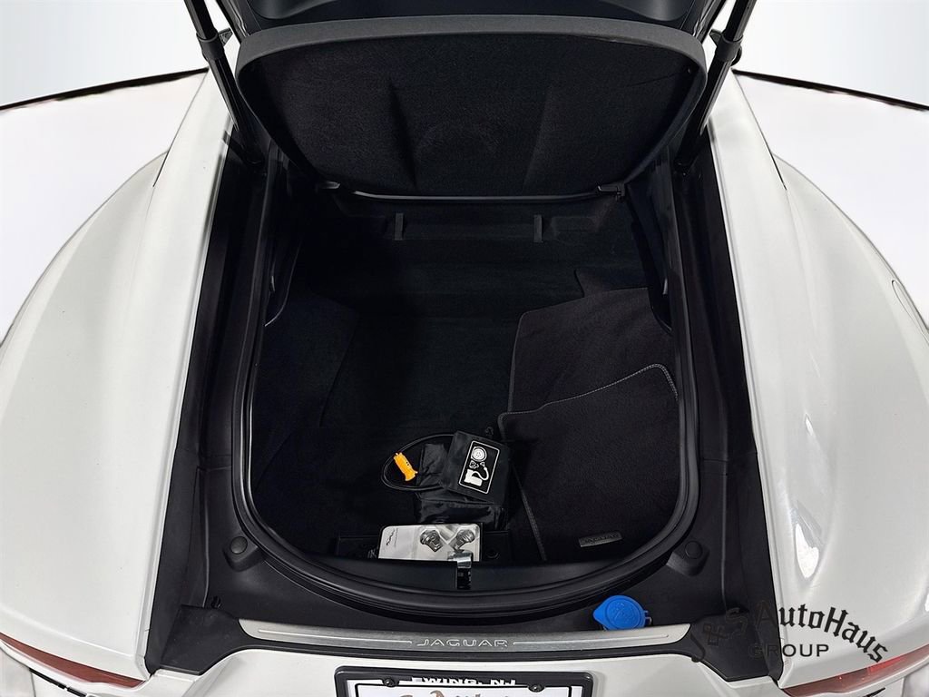 Used 2022 Jaguar F-TYPE Coupe image 34
