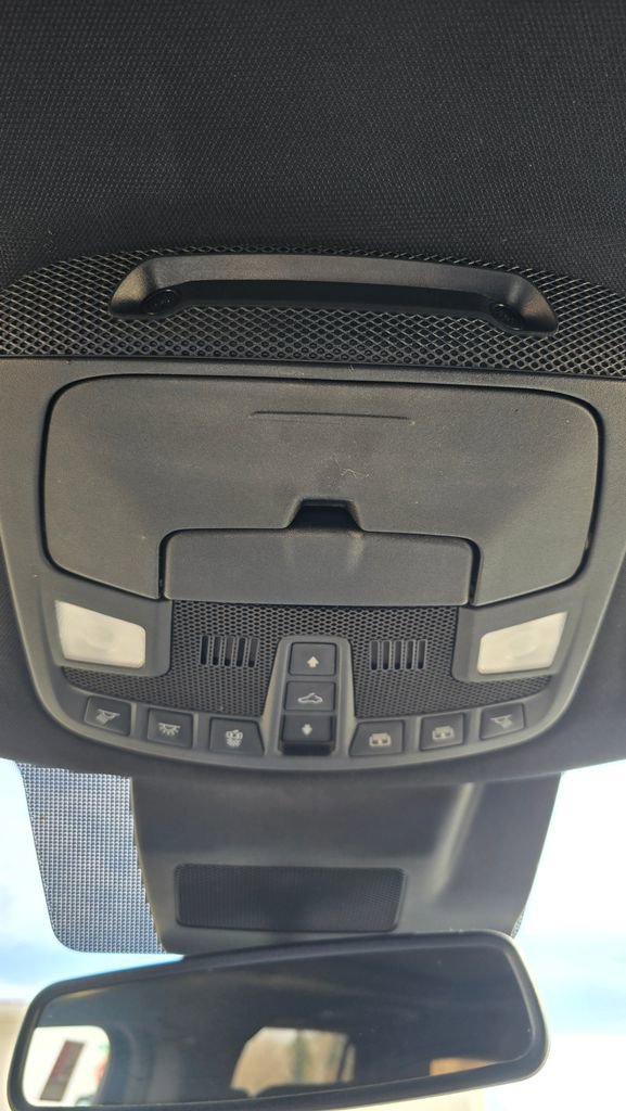 Used 2020 Ford Expedition Max XLT w/ Equipment Group 202A AWD/4WD image 33