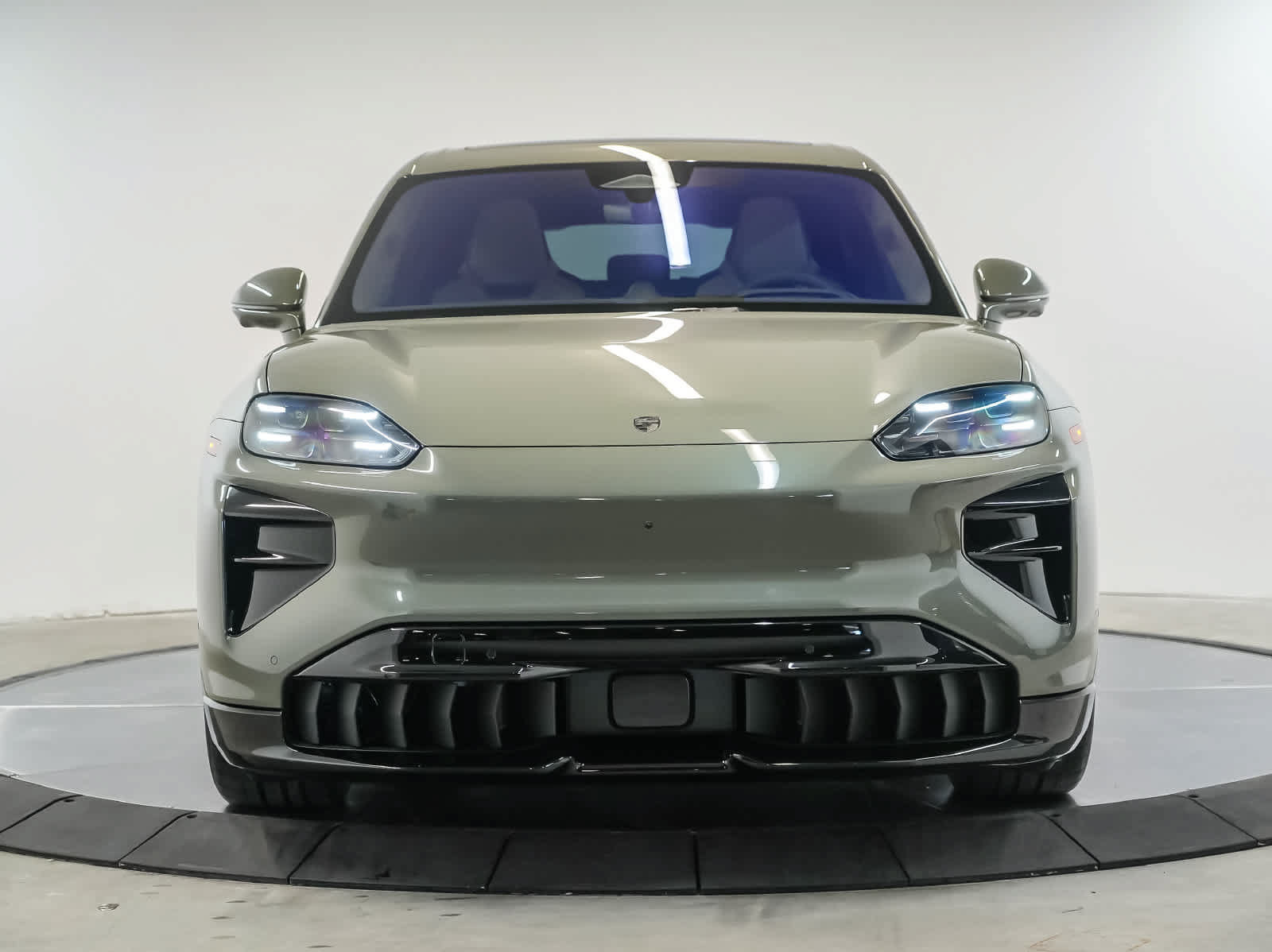 New 2026 Porsche Cayenne Turbo Electric AWD/4WD image 6