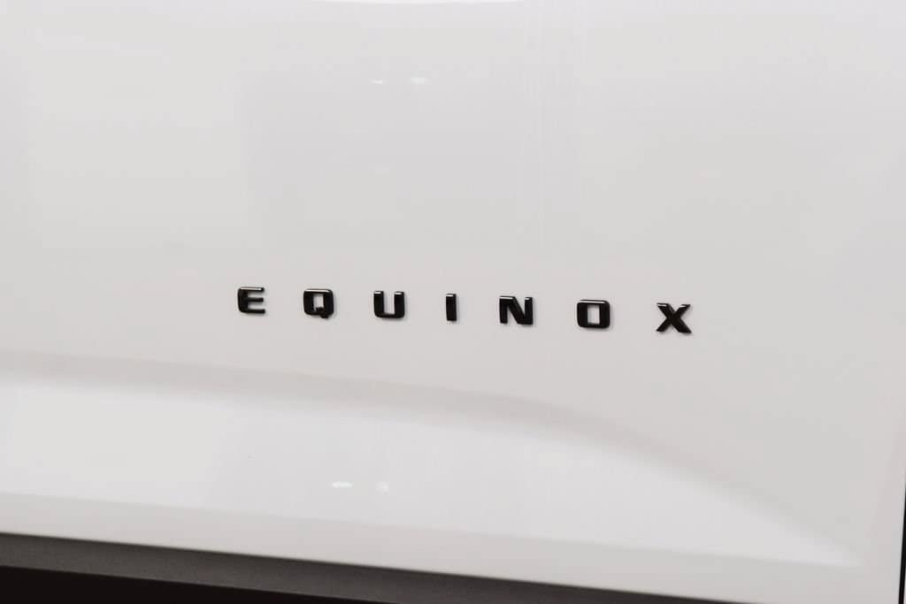 New 2027 Chevrolet Equinox ACTIV w/ Safety and Technology Package FWD image 19