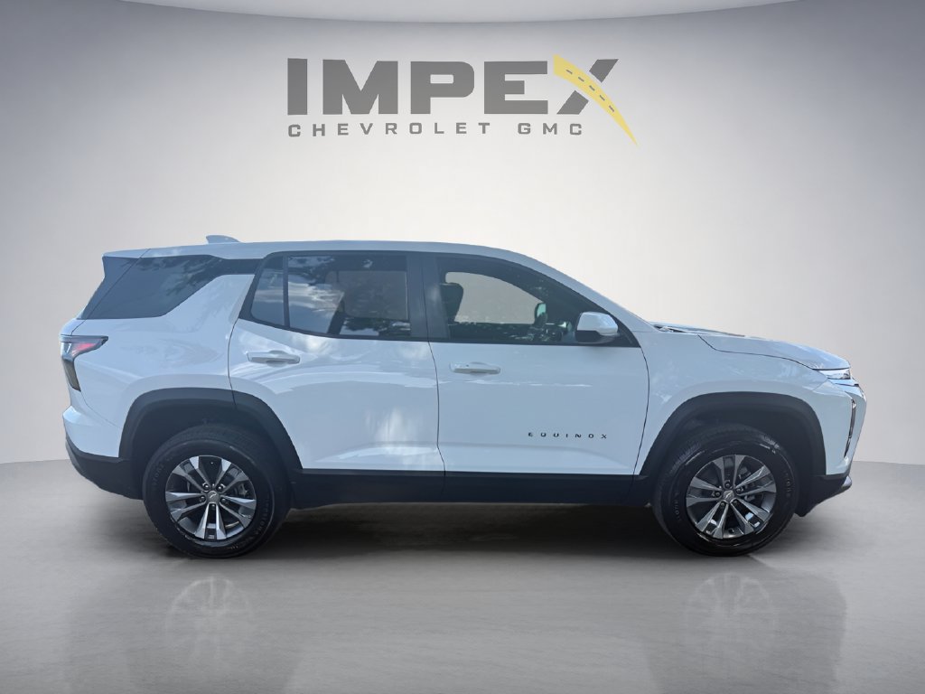 New 2027 Chevrolet Equinox LT FWD image 6