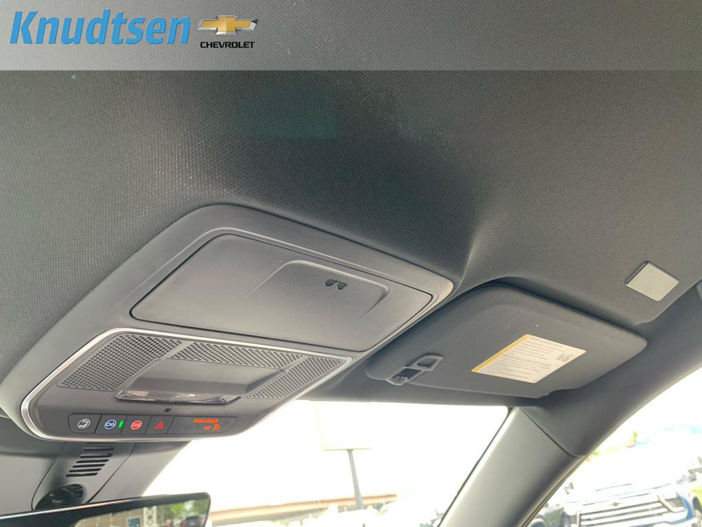New 2026 Chevrolet Traverse RS w/ LPO, Floor Liner Package AWD/4WD image 24