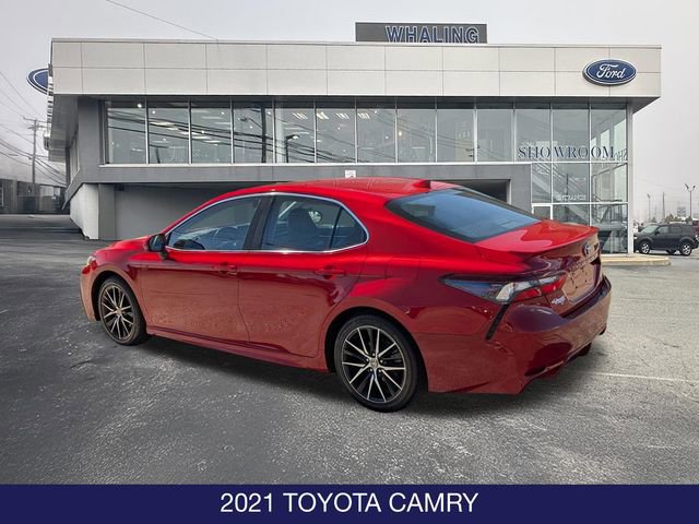 Used 2021 Toyota Camry SE FWD image 6
