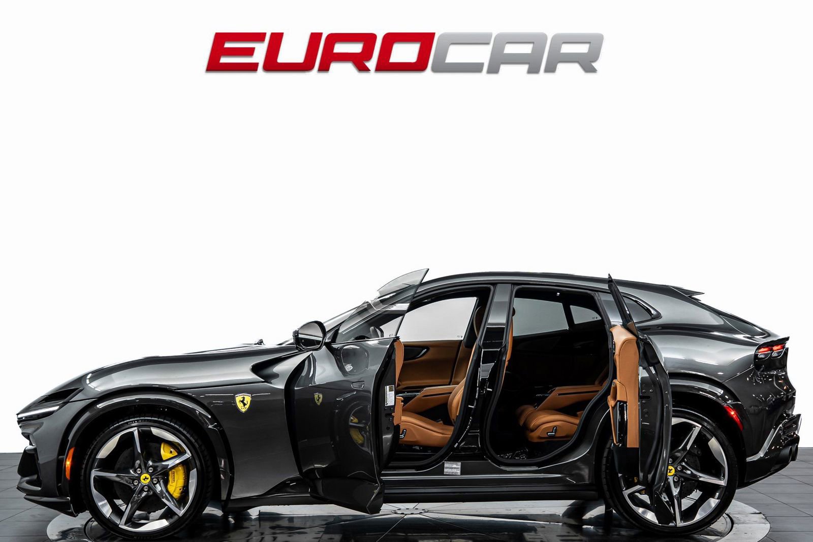 Used 2025 Ferrari Purosangue image 3