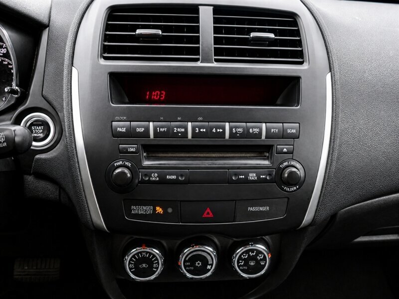Used 2013 Mitsubishi Outlander Sport SE AWD/4WD image 18