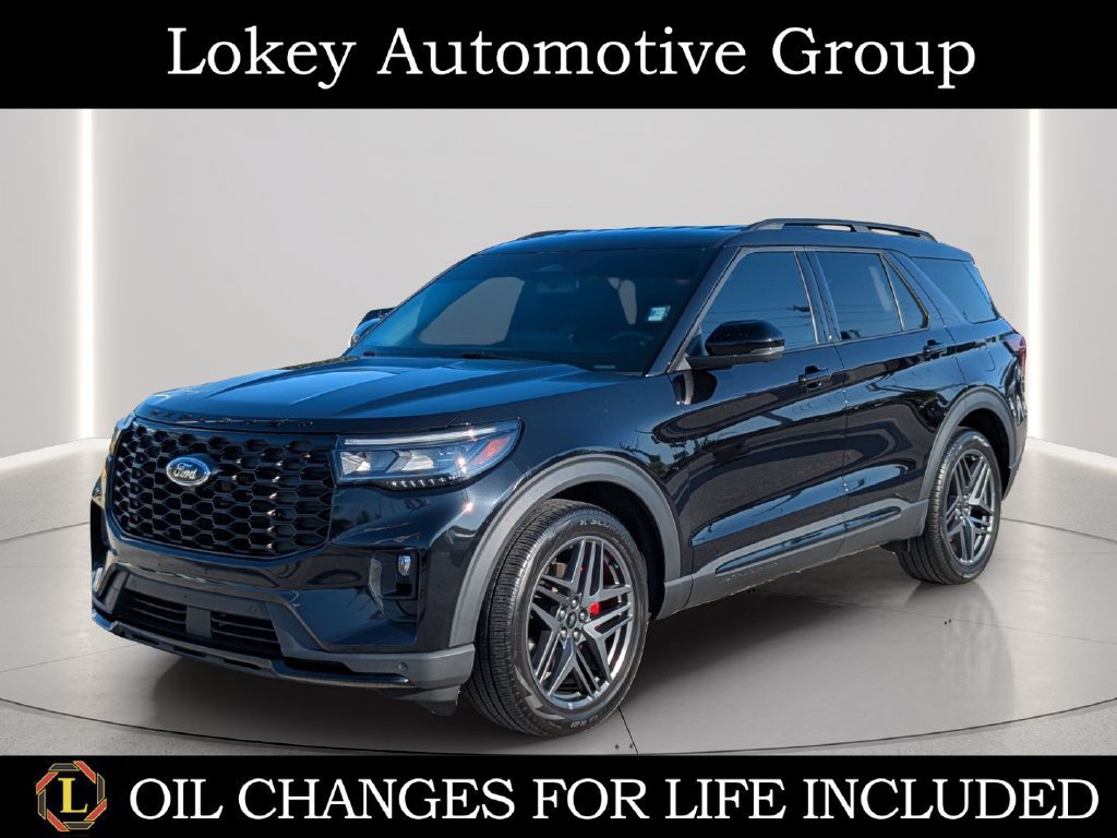 Used 2025 Ford Explorer ST RWD image 1