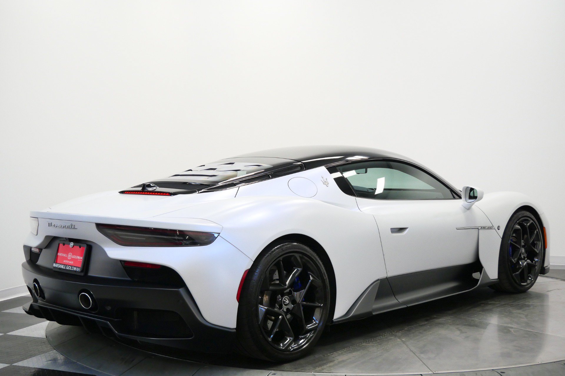 Used 2023 Maserati MC20 Coupe RWD image 9