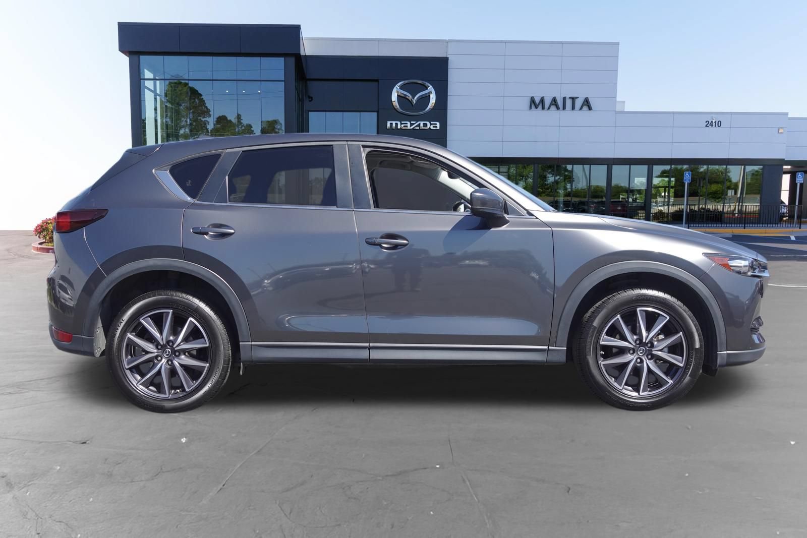 Used 2018 MAZDA CX-5 Touring w/ Preferred Equipment Package AWD/4WD image 2