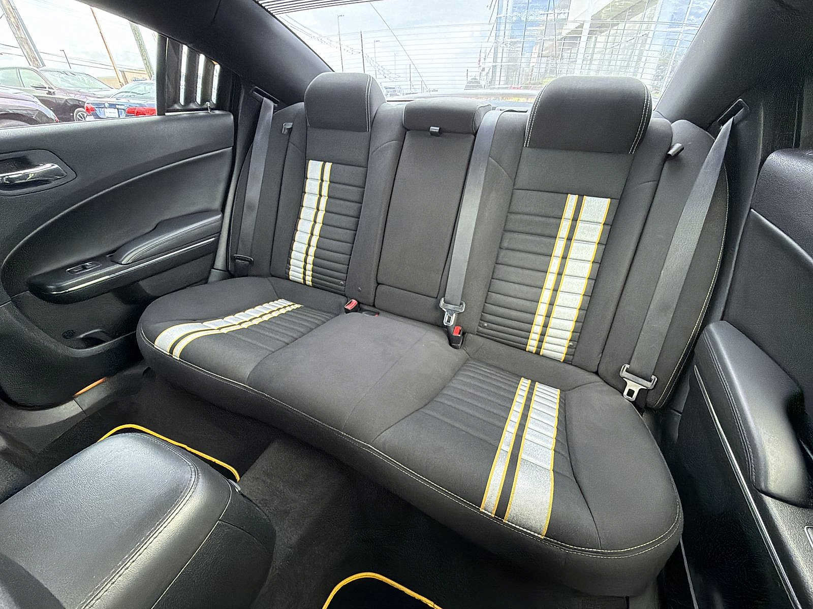 Used 2012 Dodge Charger SRT8 Super Bee w/ Driver Convenience Group II RWD image 21