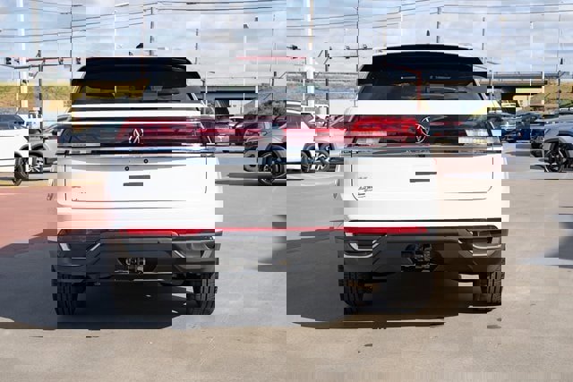 New 2026 Volkswagen Atlas Cross Sport SE image 5