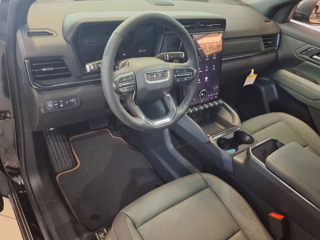 New 2026 GMC Terrain AT4 w/ Convenience Package III AWD/4WD image 4