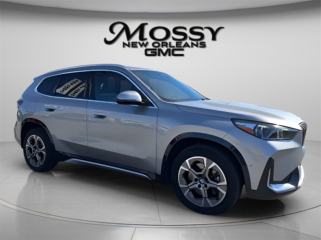 Used 2025 BMW X1 xDrive28i image 3