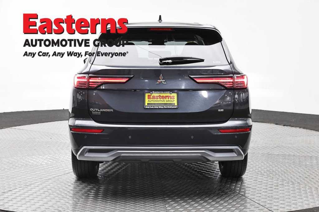 Used 2025 Mitsubishi Outlander SE AWD/4WD image 6