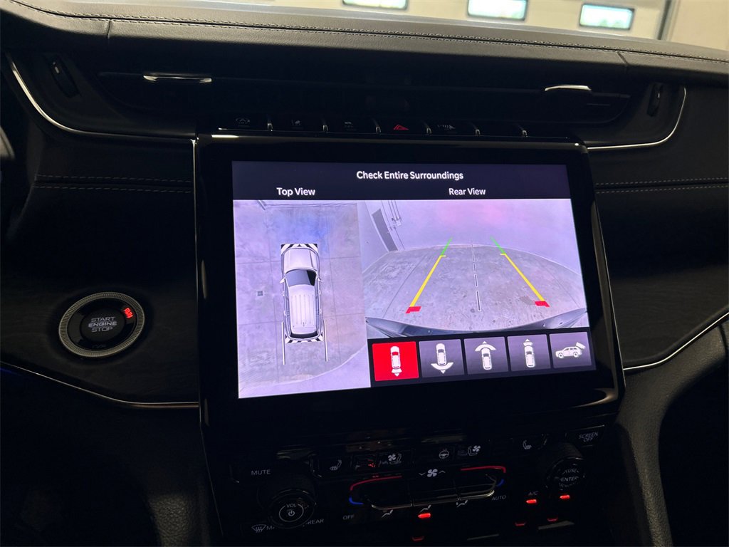 New 2025 Jeep Grand Cherokee Overland w/ Adv Protech Group III image 23