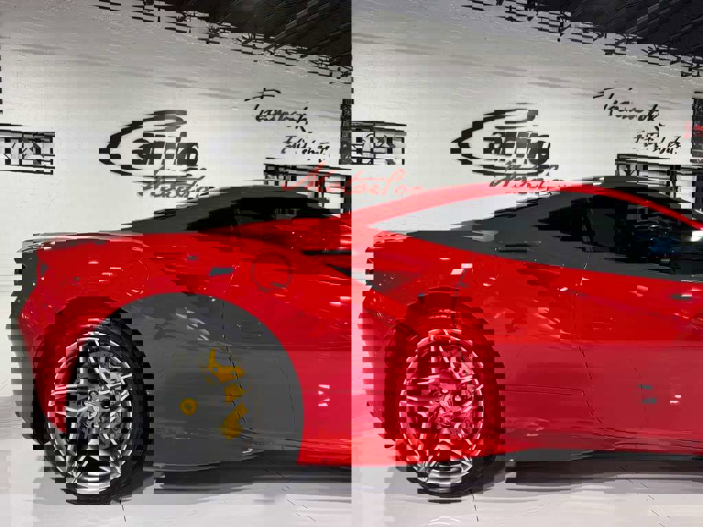 Used 2022 Ferrari F8 Tributo image 43